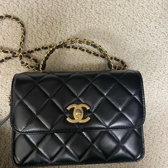 Chanel 23p black mini calfskin with GHW - Picture 3 of 9